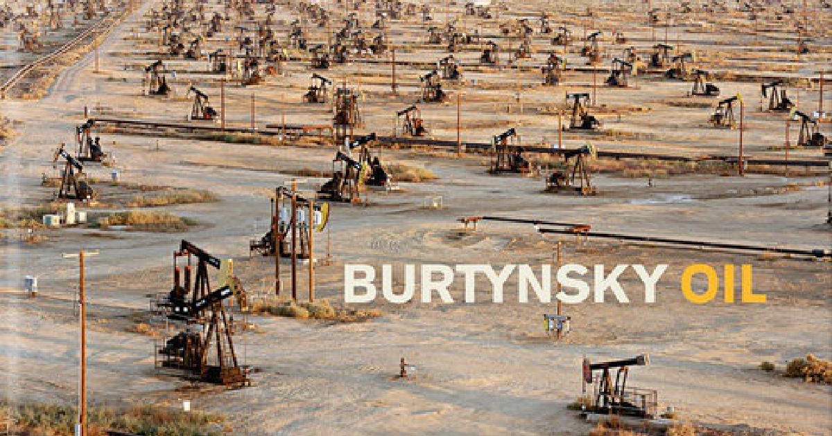 Publication: Edward Burtynsky, Oil