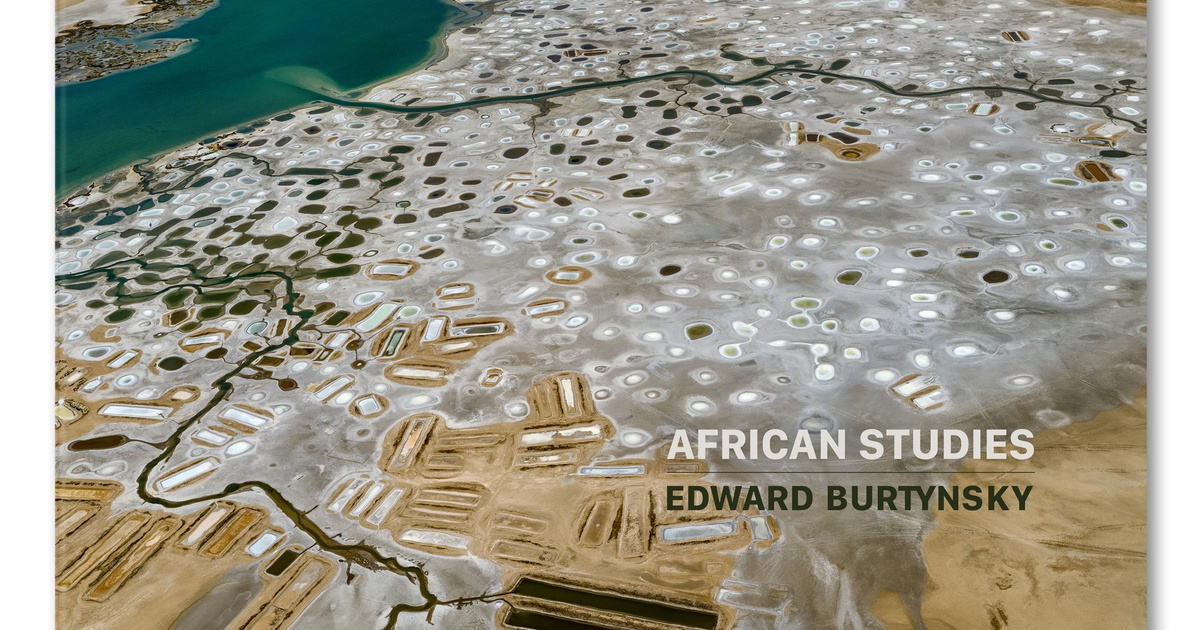 Edward Burtynsky: African Studies